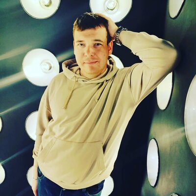 Комаров Артем Сергеевич