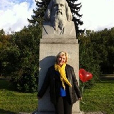 Суворинова Наталья Юрьевна