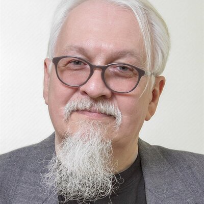 Адвисер Микхаил